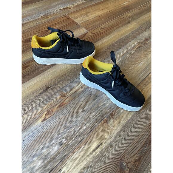 Nike Air Force 1 ‘07 Black and Yellow - Picture 3 of 7